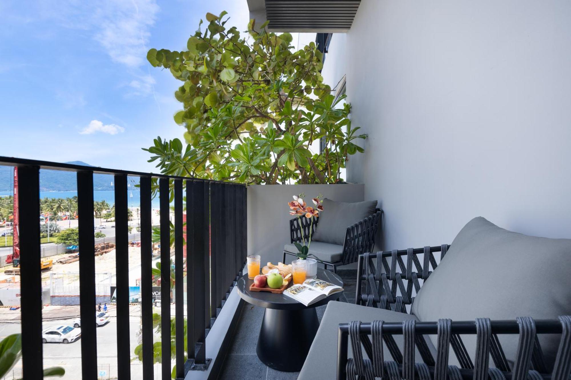 Jbay Beachfront Boutique Hotel Da Nang Exterior foto