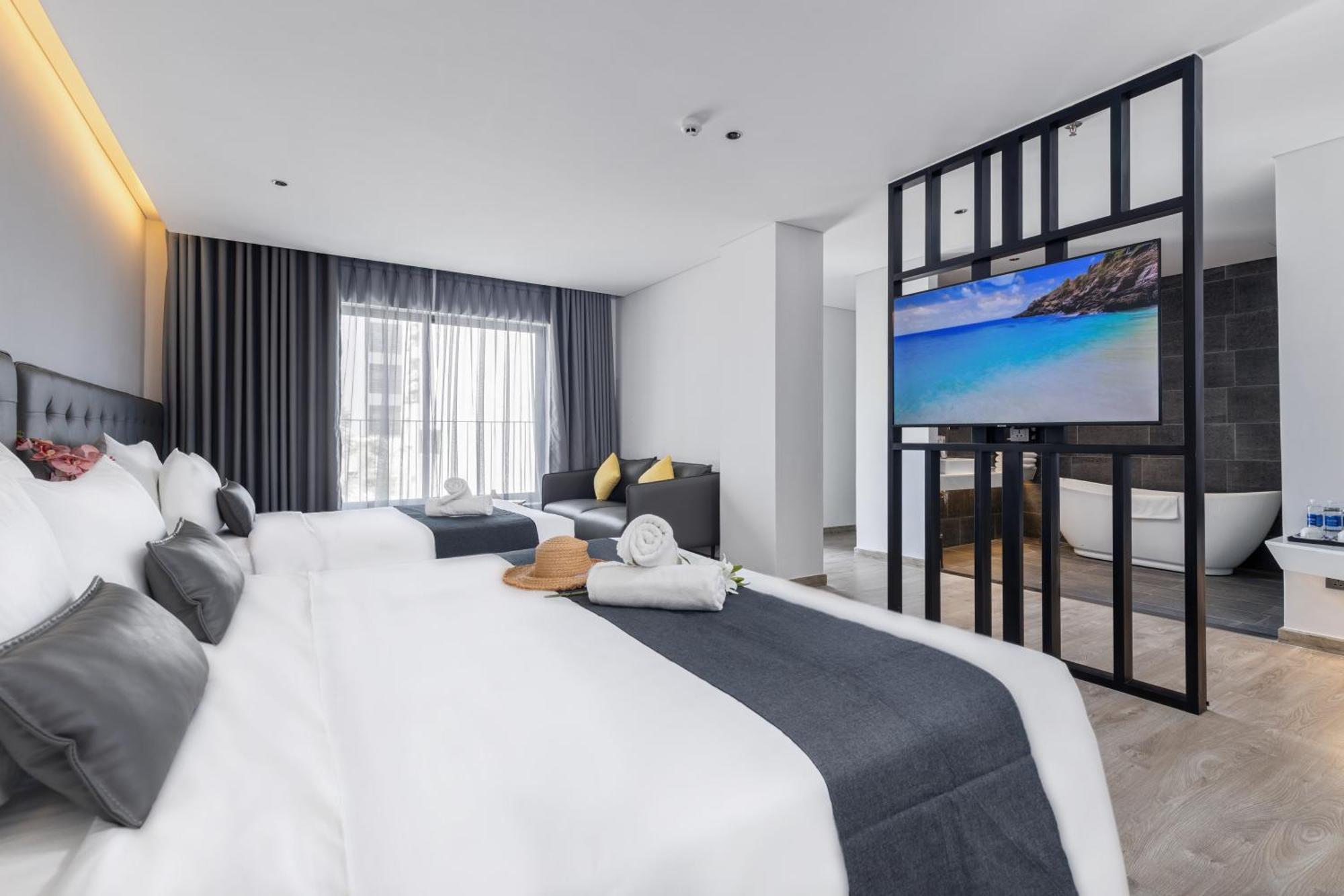Jbay Beachfront Boutique Hotel Da Nang Exterior foto