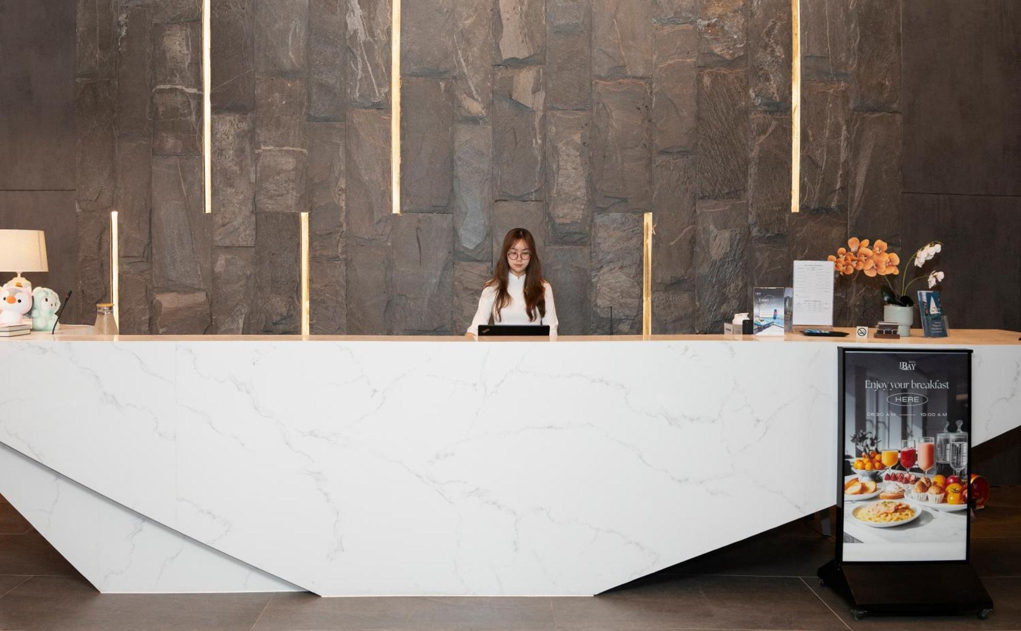 Jbay Beachfront Boutique Hotel Da Nang Exterior foto